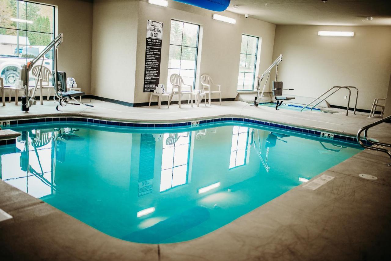 Cobblestone Hotel&Suites International Falls Esterno foto